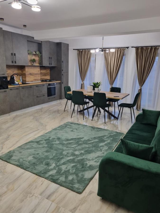 Apartament Mihai Cassas Residence Крайова Екстер'єр фото